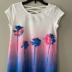 Palm Trees T-shirt with Side Slits for Girls/Medium